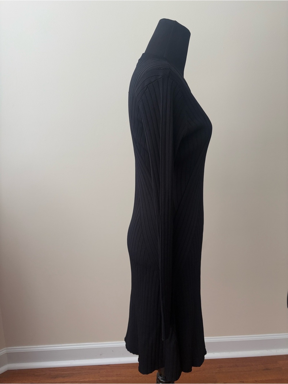 Just Fab Black Ribbed Long-Sleeve Knit Dress - Picture 5 of 16